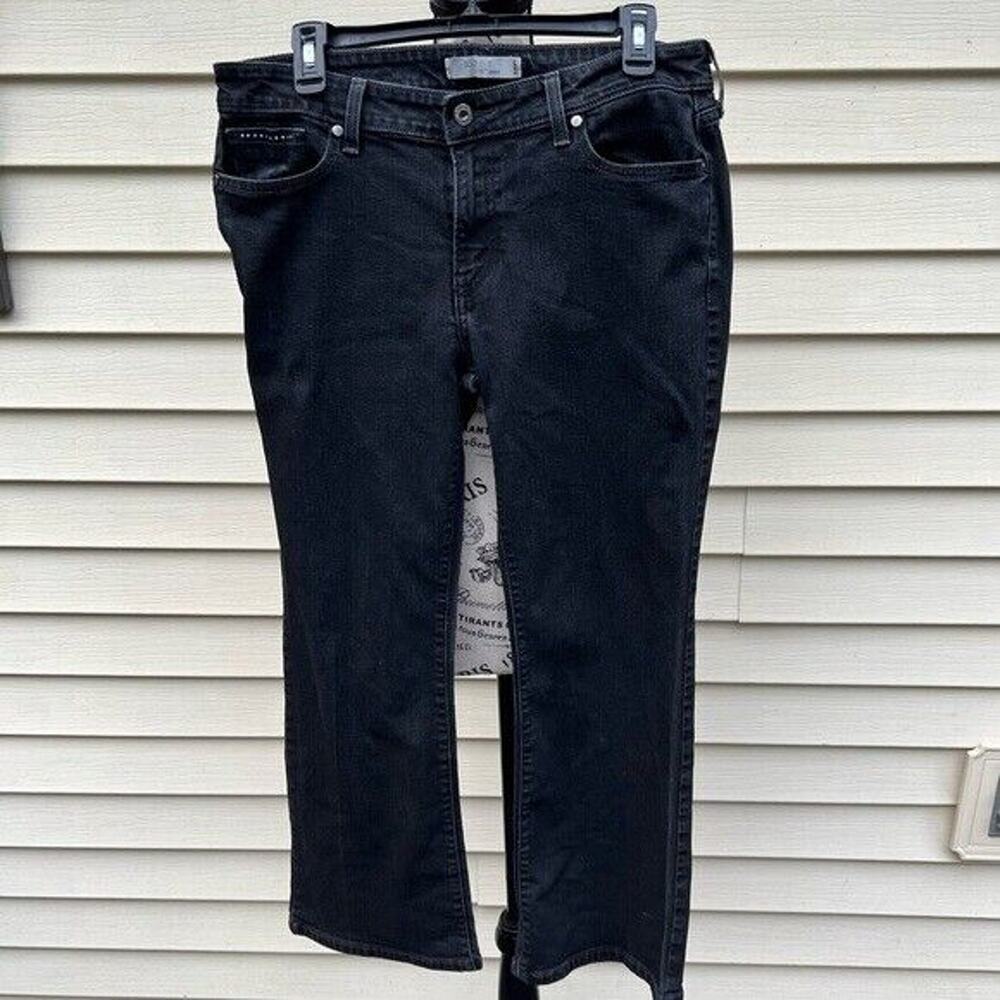 Levi’s Mid rise black bootcut 515 jeans with pockets